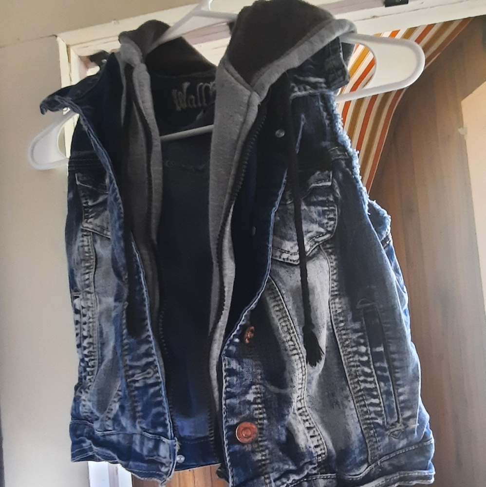 Wall flower denim vest